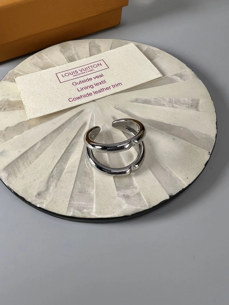 Functional Louis Vuitton Rings 249979