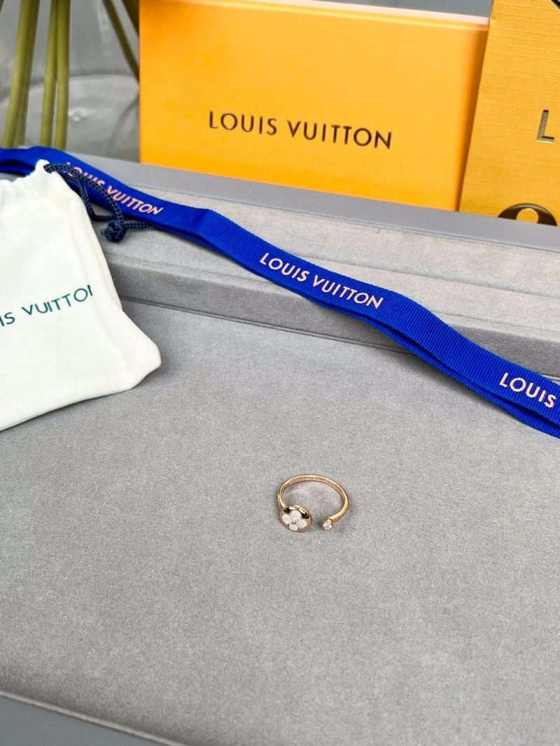 MoistureWicking Louis Vuitton Rings 249970