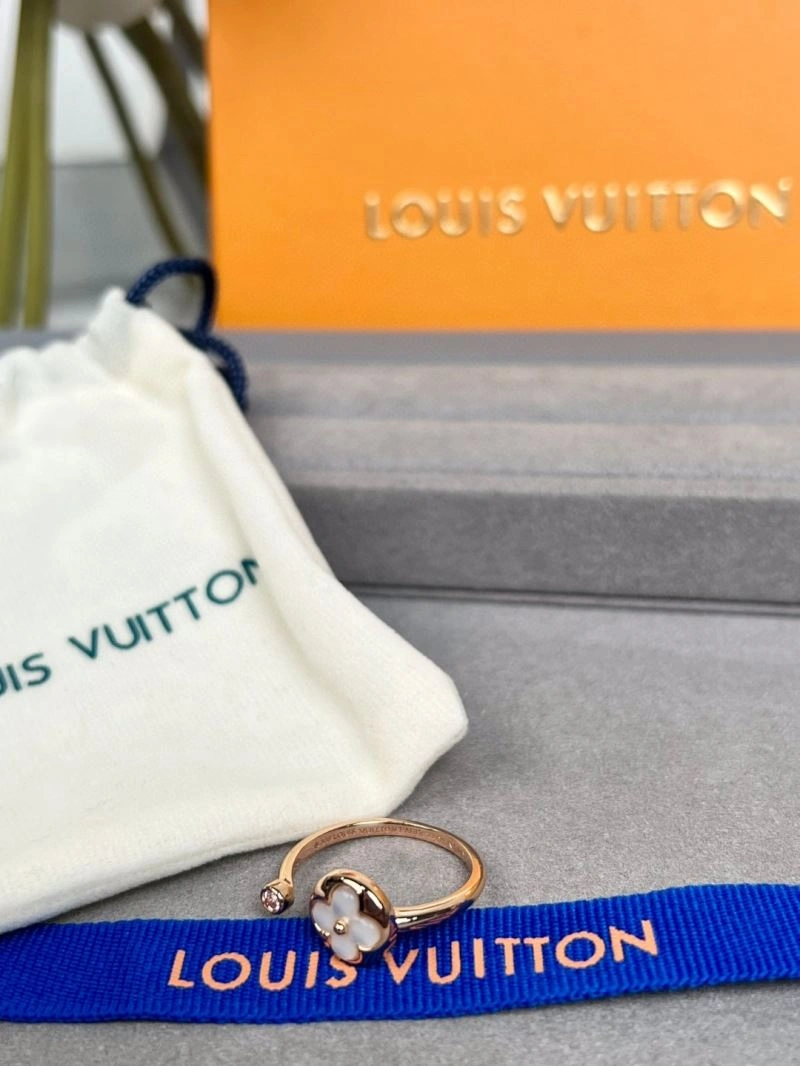 MoistureWicking Louis Vuitton Rings 249970