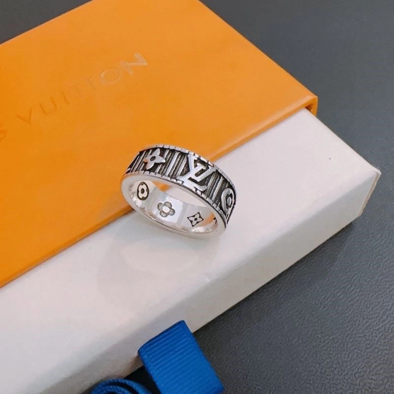 Premium Louis Vuitton Rings 249668