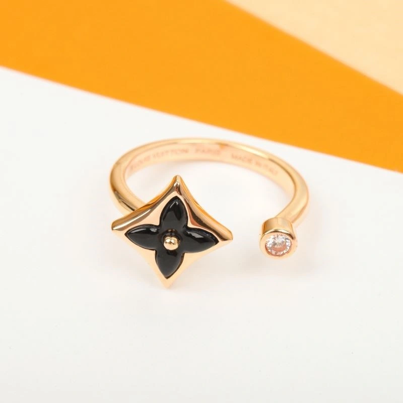 Louis Vuitton Rings Elegant 249667
