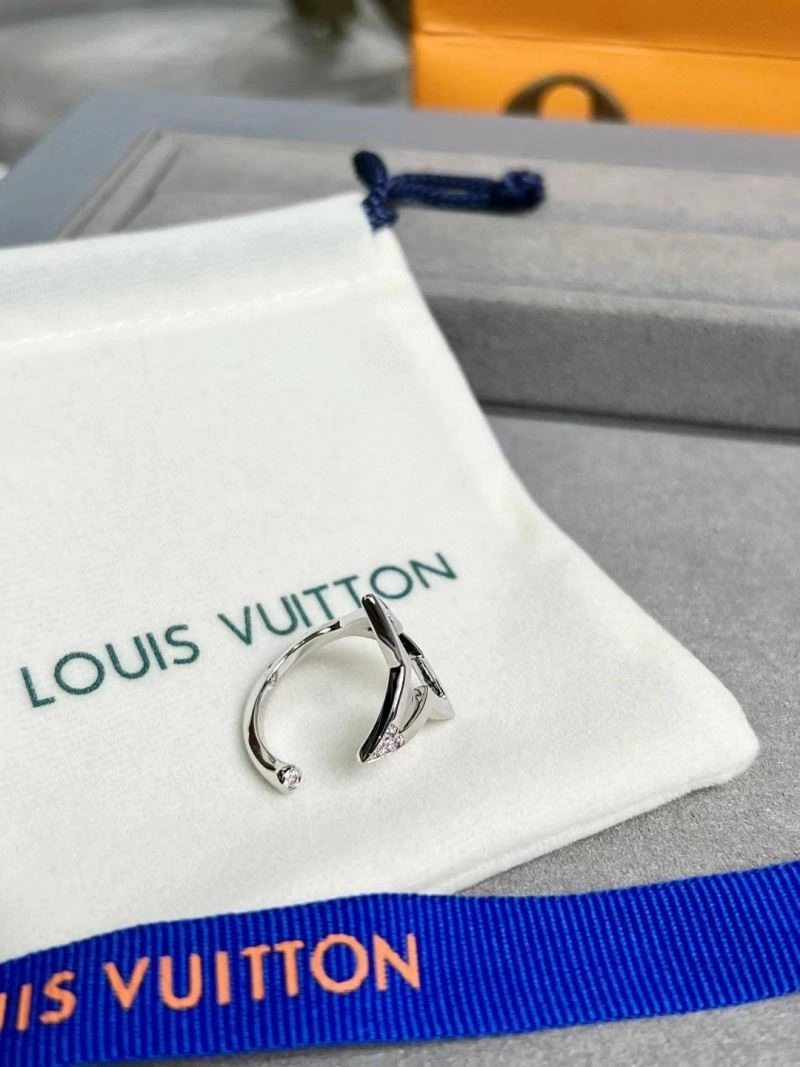 MultiPurpose Louis Vuitton Rings 249655