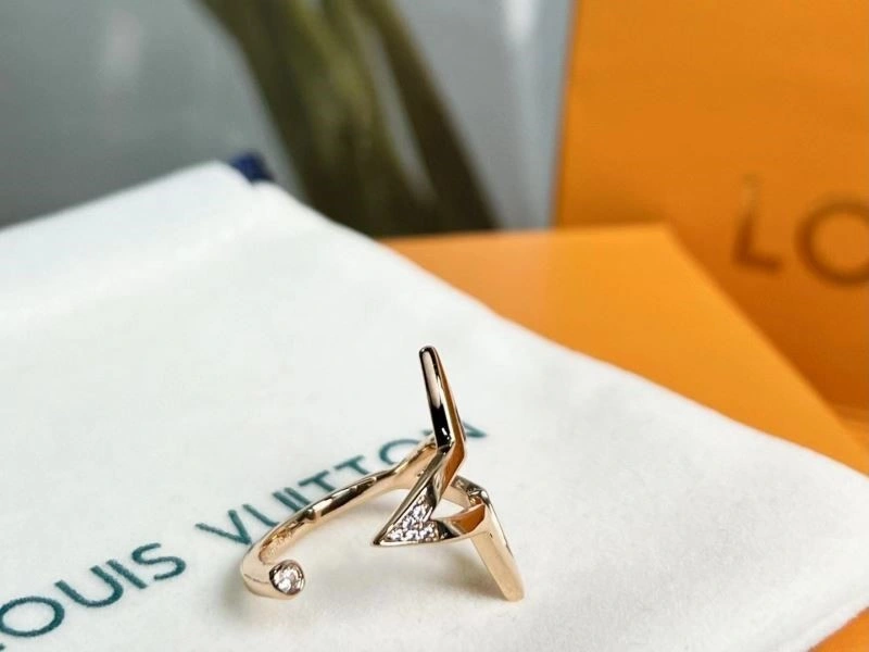 Louis Vuitton Rings Effortless 249656