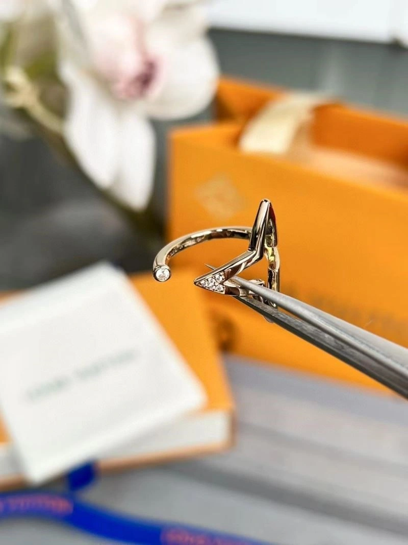 Louis Vuitton Rings Effortless 249656