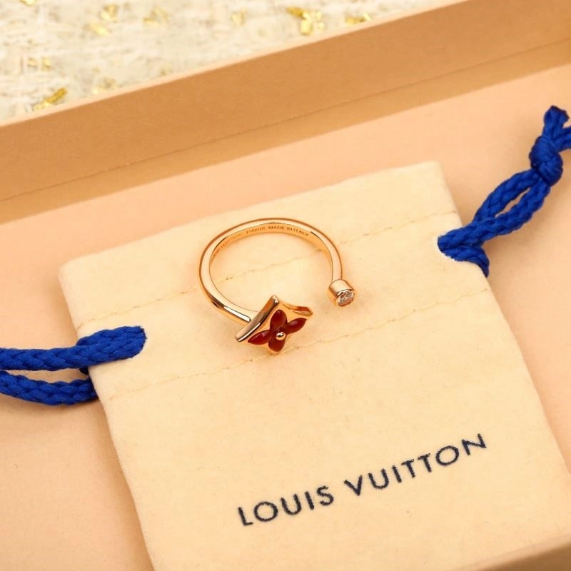 Neat Louis Vuitton Rings 249644
