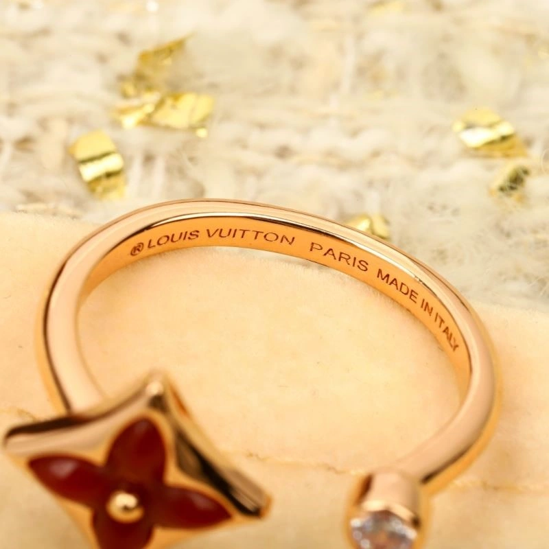 Neat Louis Vuitton Rings 249644
