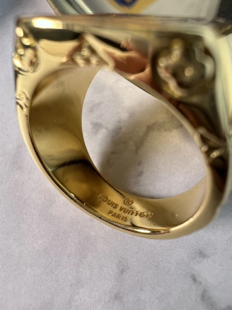 Louis Vuitton Rings SunProtective 249645