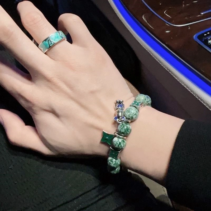 TechFriendly Louis Vuitton Rings 249196