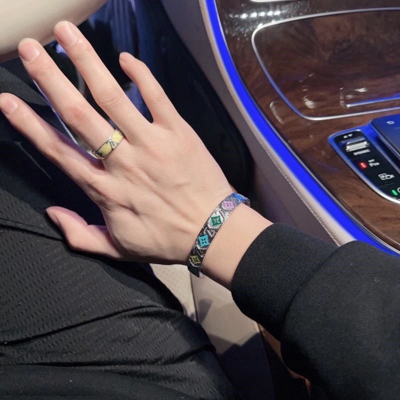Louis Vuitton Rings Sleek 249199