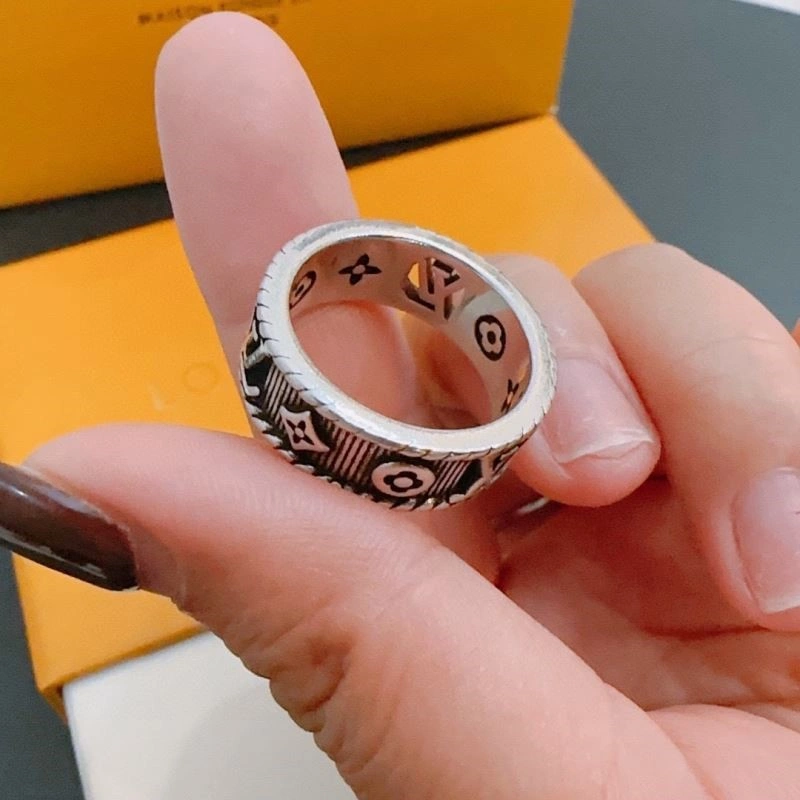 Louis Vuitton Rings Stylish 249214