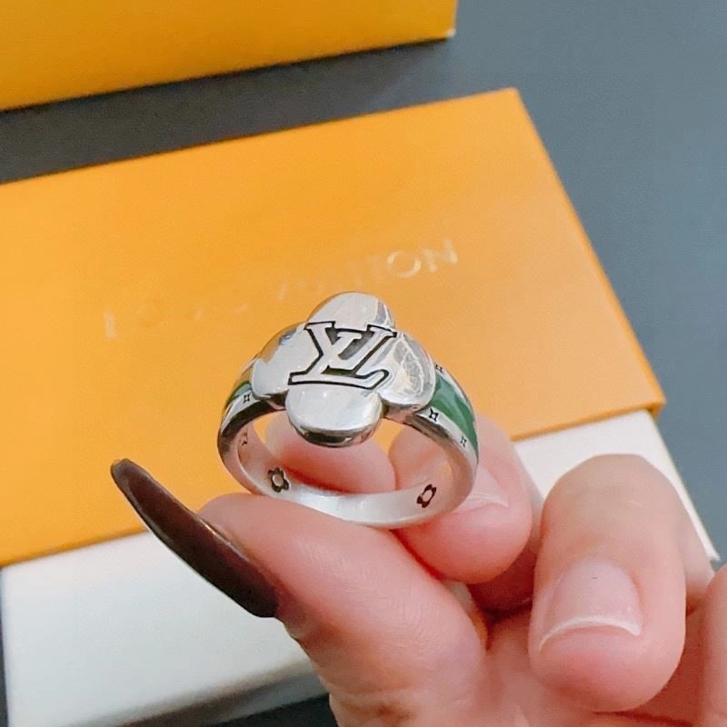 Louis Vuitton Rings Effortless 249219