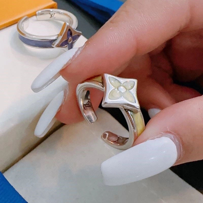Louis Vuitton Rings OnTrend 248845