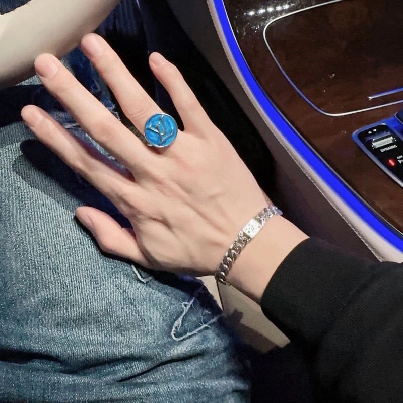 Unique Louis Vuitton Rings 248817