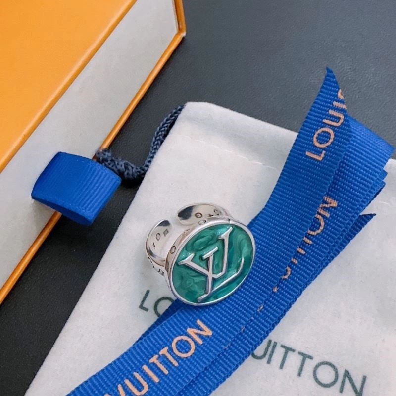 UrbanChic Louis Vuitton Rings 248827