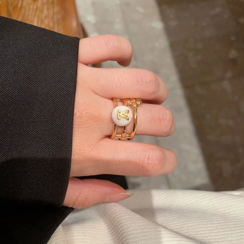 Trendsetting Louis Vuitton Rings 248828