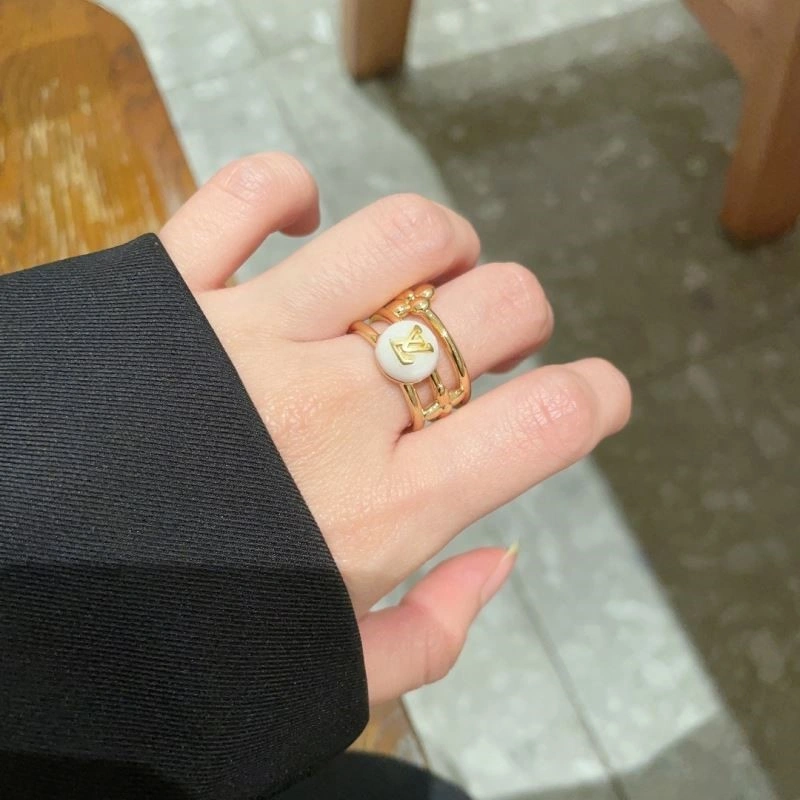 Trendsetting Louis Vuitton Rings 248828
