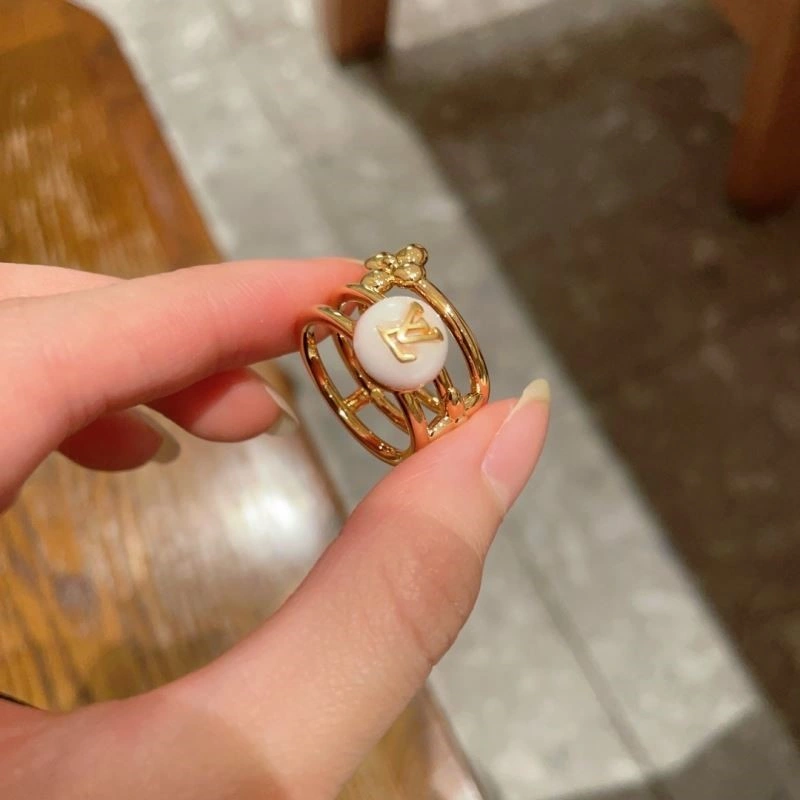 Trendsetting Louis Vuitton Rings 248828
