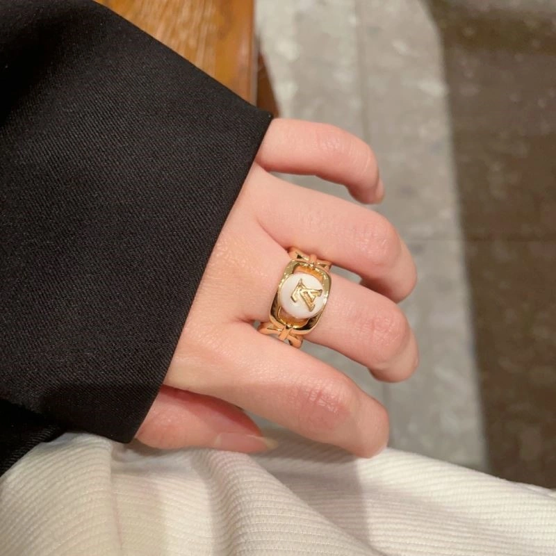 Louis Vuitton Rings Compact 248818