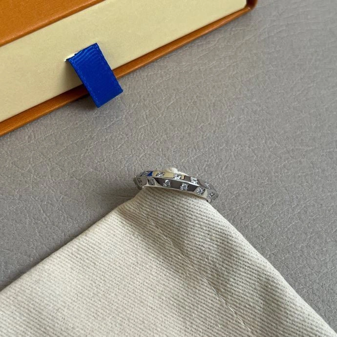 Louis Vuitton Rings Classic 248840