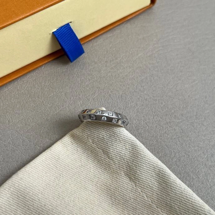 Upgraded Louis Vuitton Rings 248829