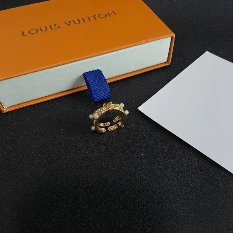 Louis Vuitton Rings Cozy 248825