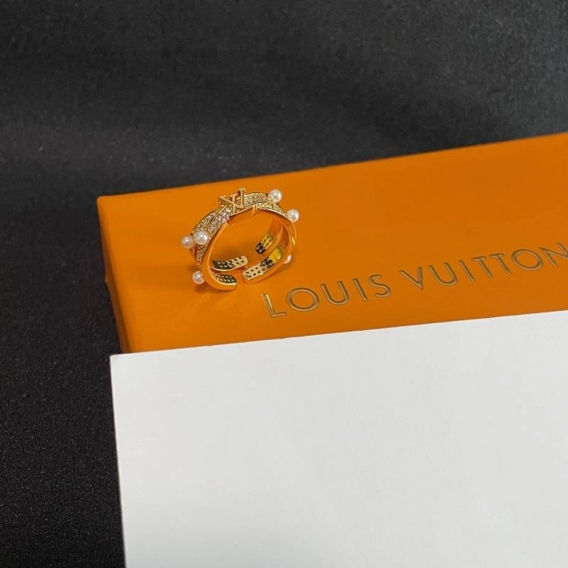 Louis Vuitton Rings Cozy 248825