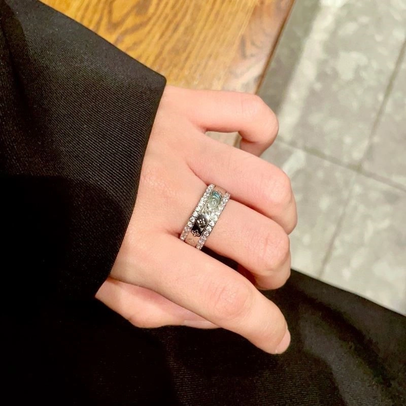 Minimalist Louis Vuitton Rings 248395