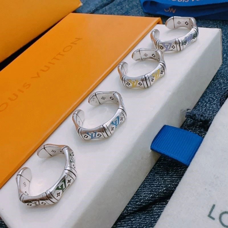 ComfortFit Louis Vuitton Rings 248403