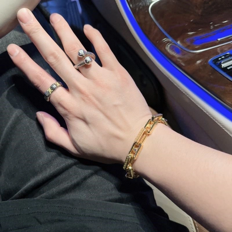FashionForward Louis Vuitton Rings 248396