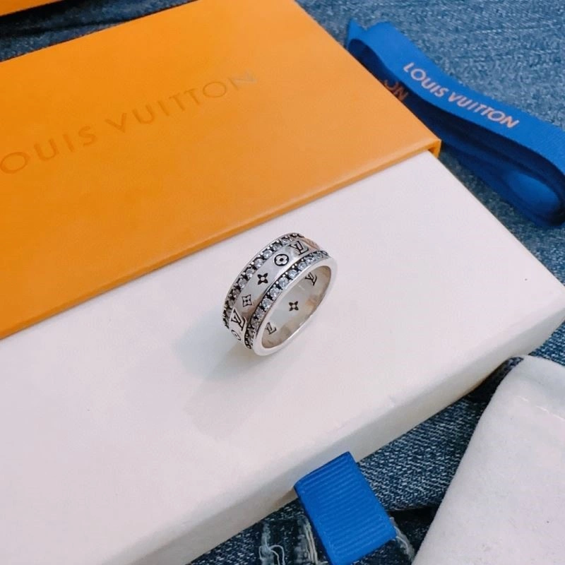 Louis Vuitton Rings Casual 248402