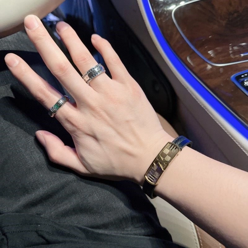 Louis Vuitton Rings Casual 248402