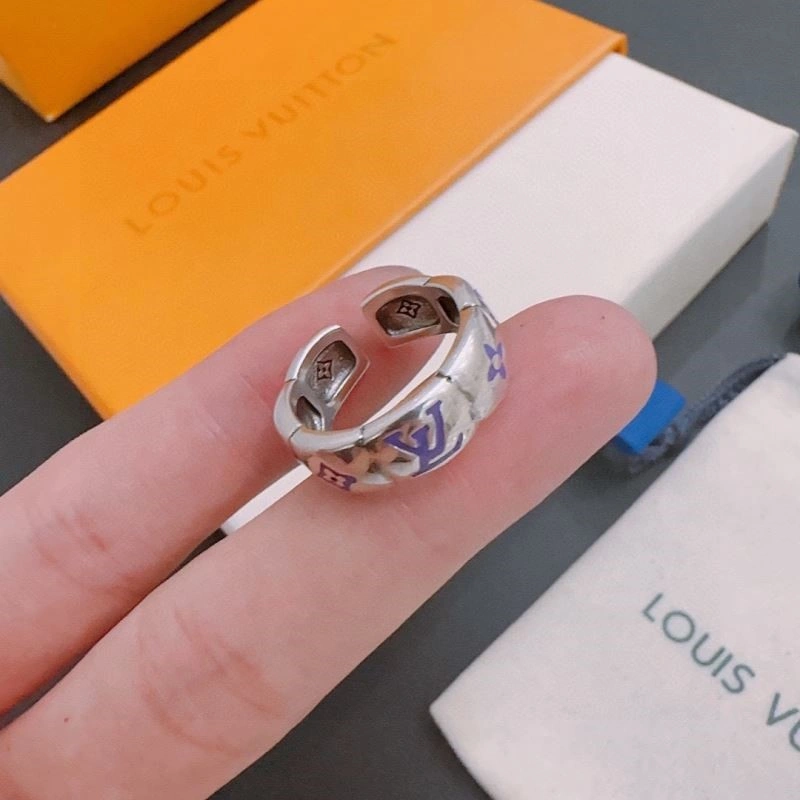 OnTrend Louis Vuitton Rings 248400