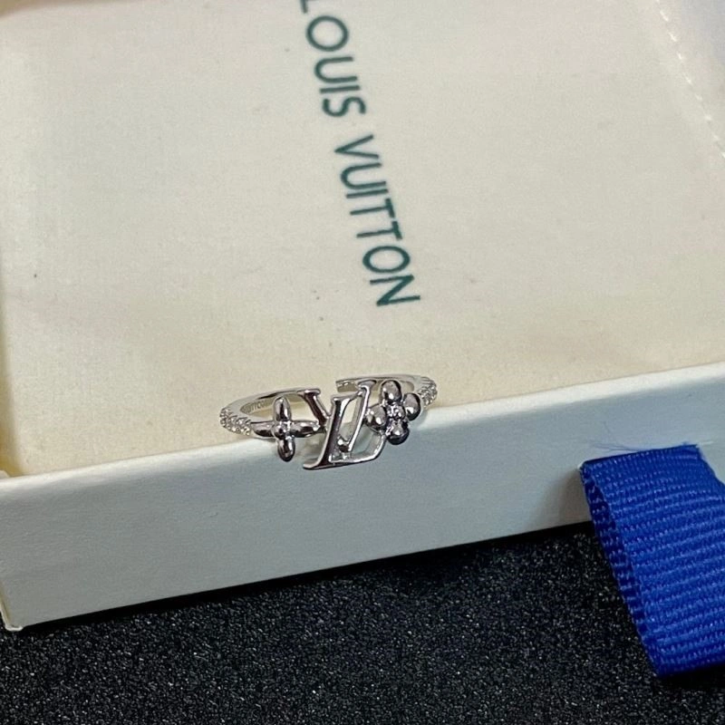 QuickDry Louis Vuitton Rings 248383