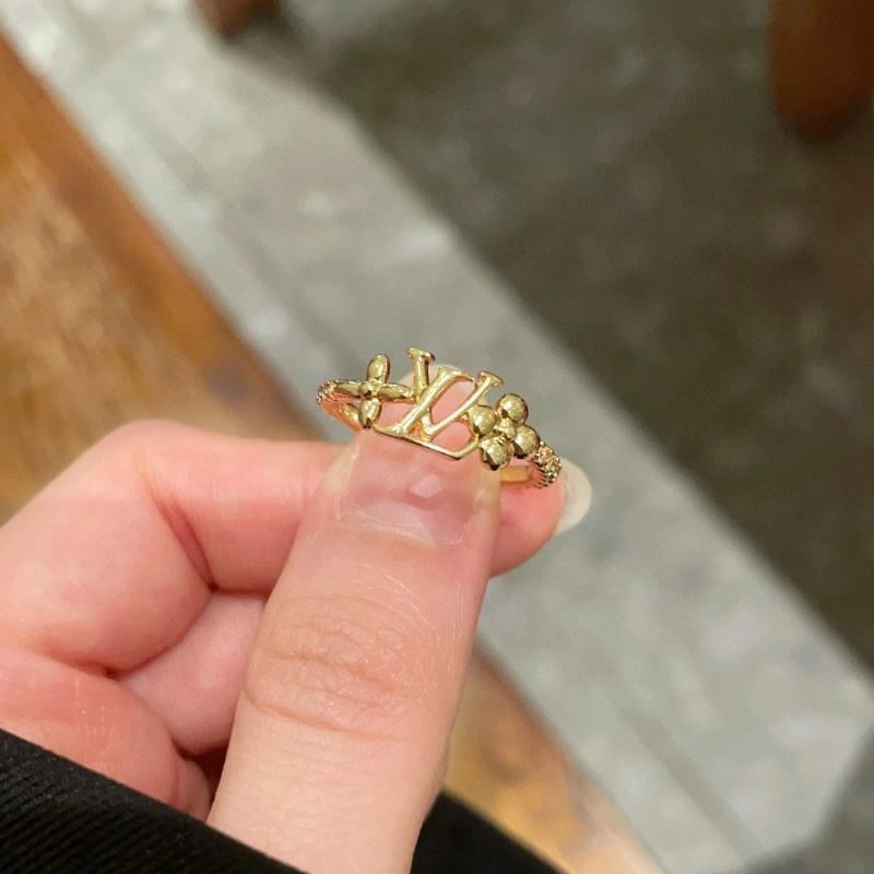 Functional Louis Vuitton Rings 248386