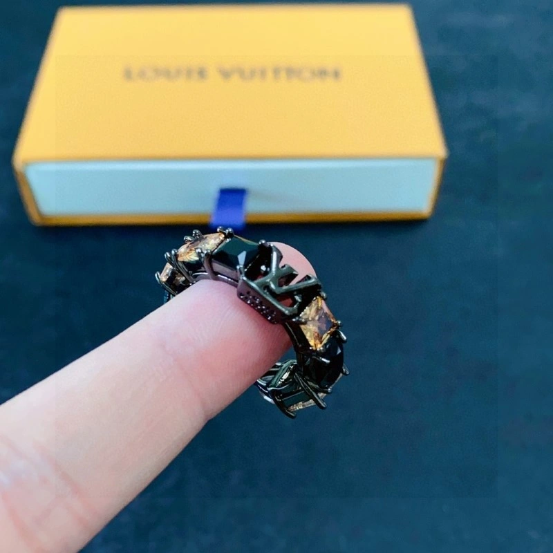 Supportive Louis Vuitton Rings 248385