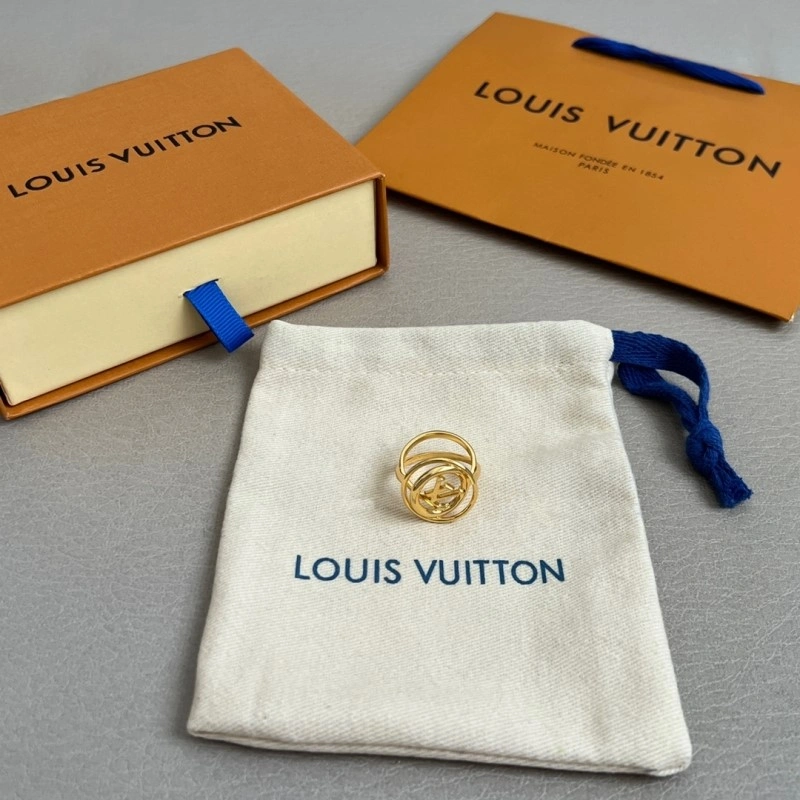 Louis Vuitton Rings Elegant 247698
