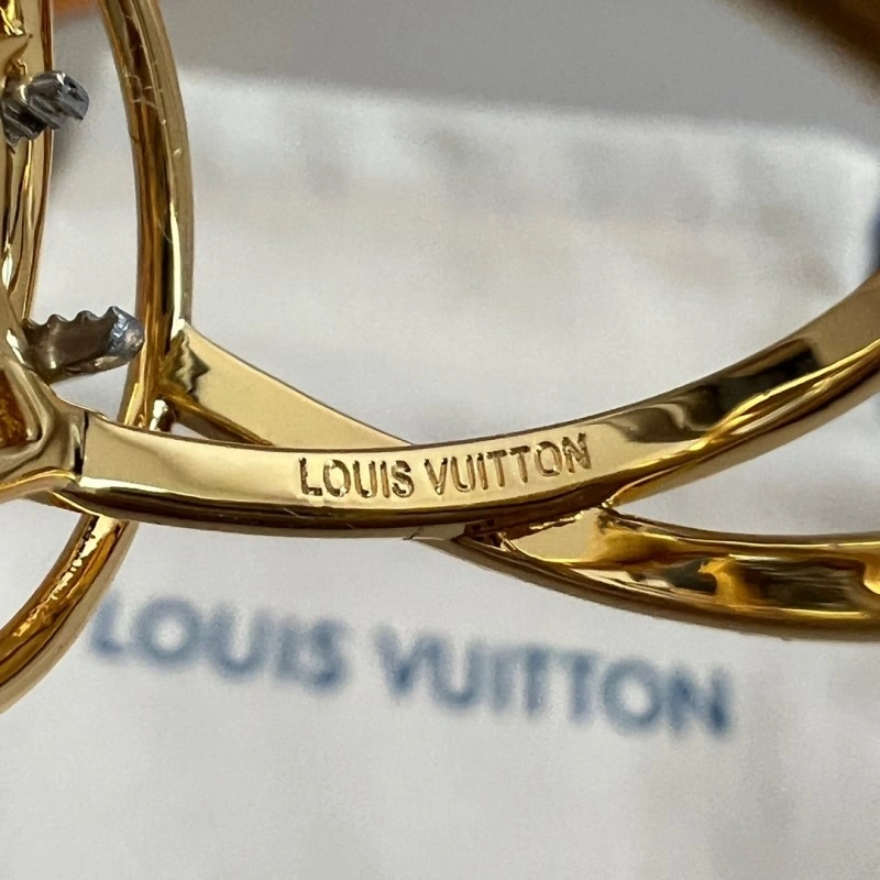 Louis Vuitton Rings Elegant 247698