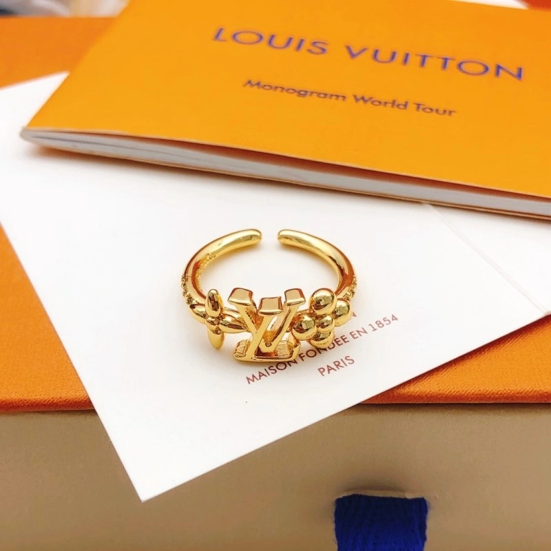 MoistureWicking Louis Vuitton Rings 247668