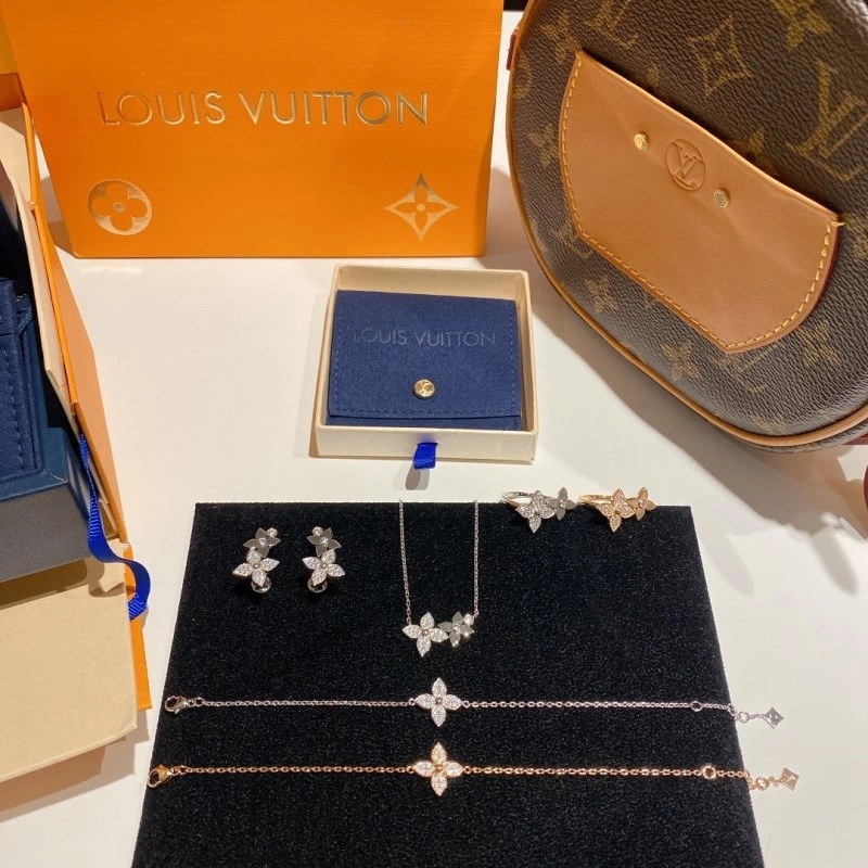 Louis Vuitton Rings SportInspired 247663