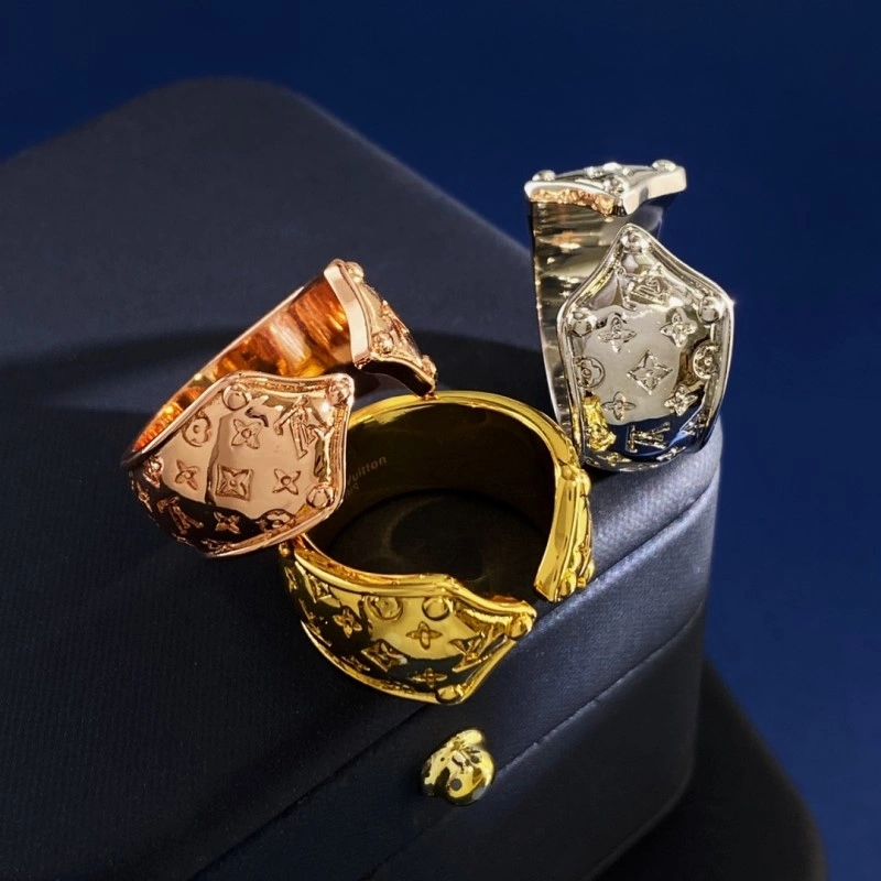 ZipUp Louis Vuitton Rings 247658