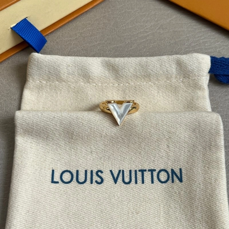 Lightweight Louis Vuitton Rings 247645