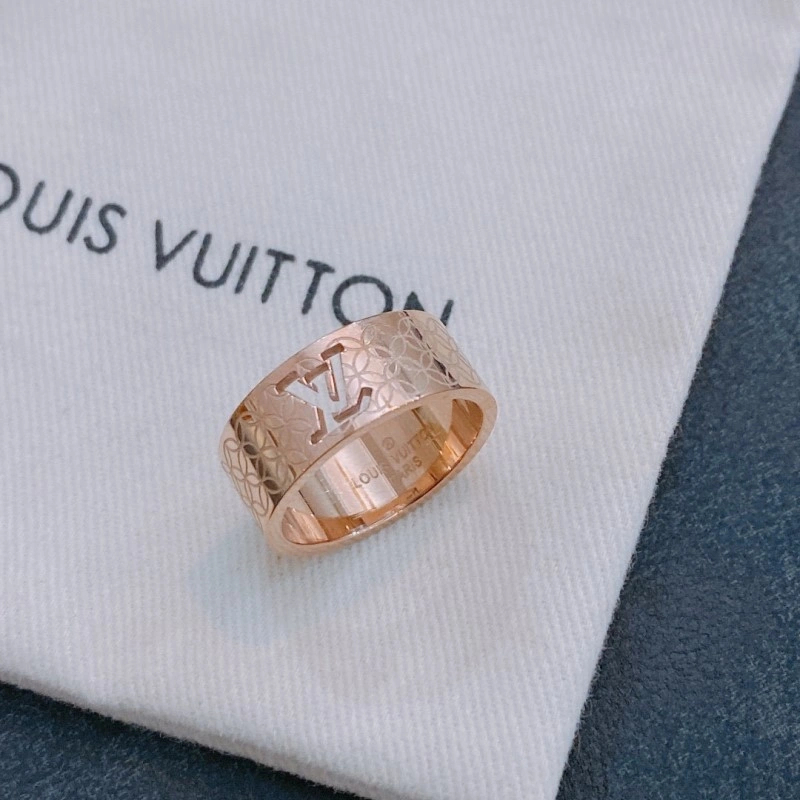 Versatile Louis Vuitton Rings 247656