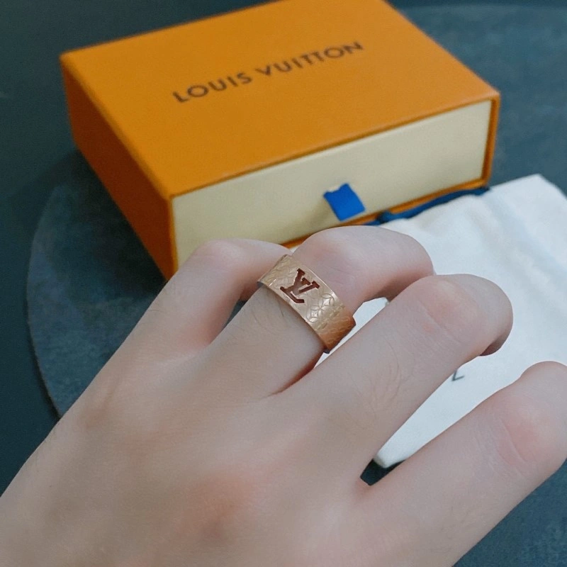 Versatile Louis Vuitton Rings 247656