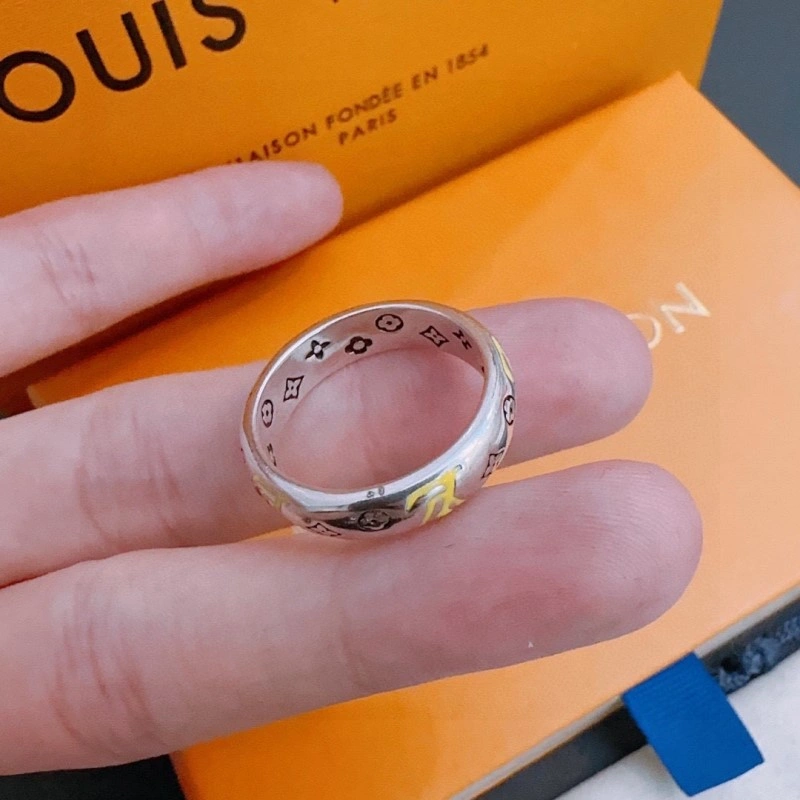 Louis Vuitton Rings Comfortable 247629