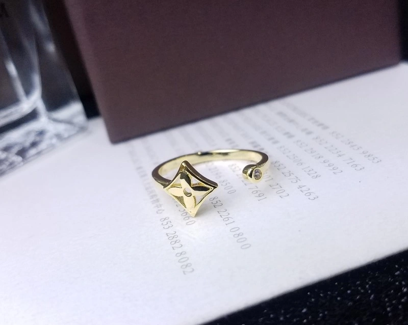 ComfortFit Louis Vuitton Rings 247622