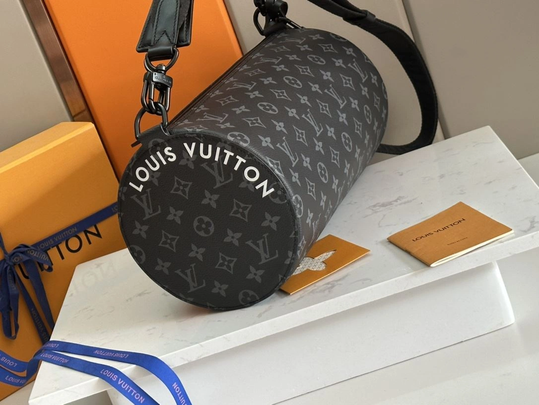 Louis Vuitton Round Bags Trendy 91815