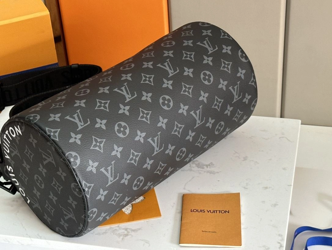 Louis Vuitton Round Bags Trendy 91815