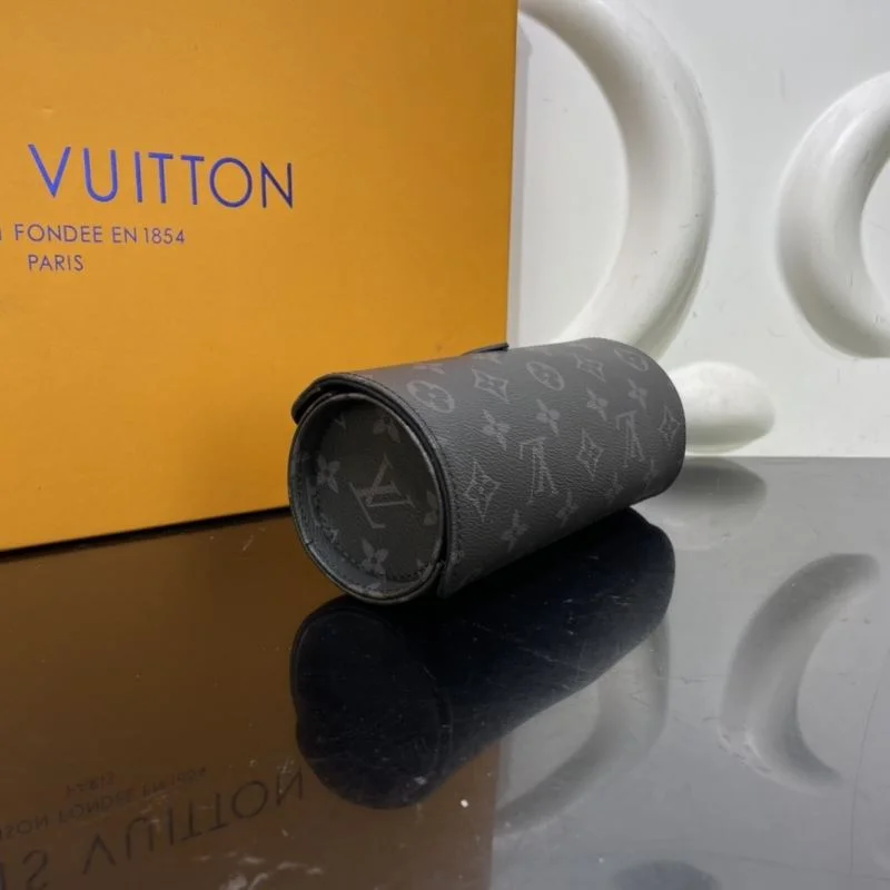 ZipUp Louis Vuitton Round Bags 41617