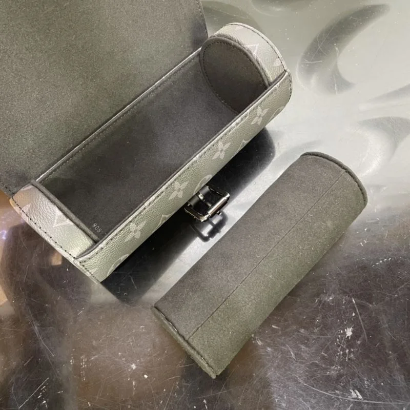 ZipUp Louis Vuitton Round Bags 41617