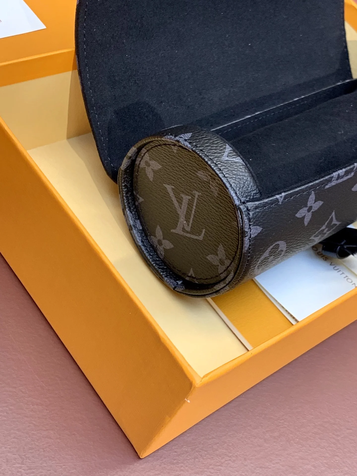Comfortable Louis Vuitton Round Bags 56227